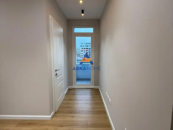 Tirane, shitet apartament 1+1+Ballkon Kati 3, 50 m² 90.000 €
