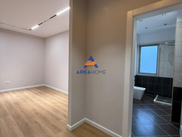 Tirane, shitet apartament 1+1+Ballkon Kati 3, 50 m² 90.000 €