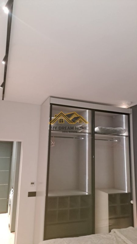 Shqiperi, jepet me qera apartament 1+1 Kati 4, 70 m² 500 € (PLAZH DURRES)