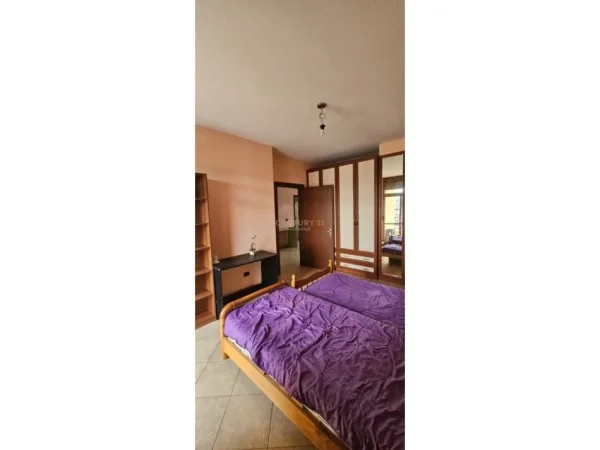 Tirane, jepet me qera apartament 2+1 Kati 6, 87 m² 450 € 