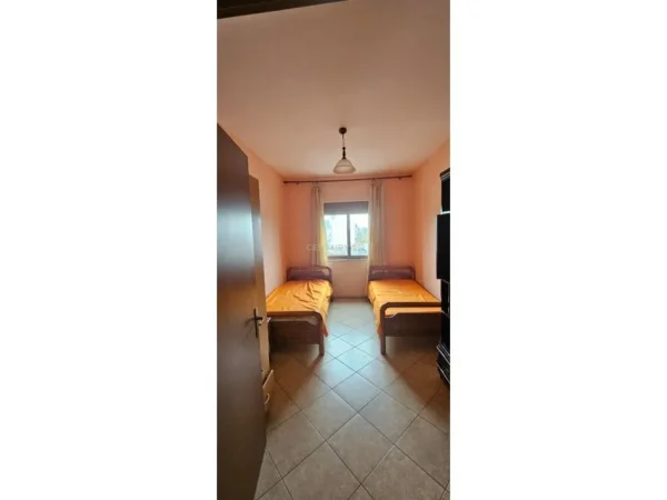 Tirane, jepet me qera apartament 2+1 Kati 6, 87 m² 450 € 