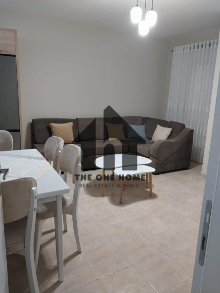 Tirane, jepet me qera apartament 1+1+Ballkon Kati 2, 70 m² 500 € (fillimi Kodres Diellit)
