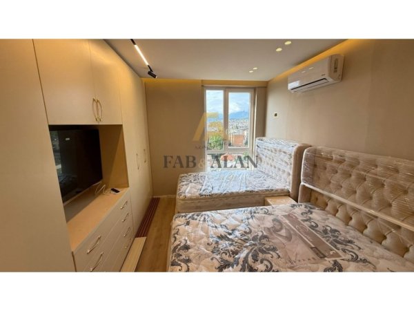 Tirane, shitet apartament 2+1 , 98 m² 260.000 € (Shkolla e Bashkuar)