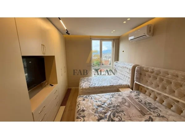 Tirane, shitet apartament 2+1 , 98 m² 260.000 € (Shkolla e Bashkuar)