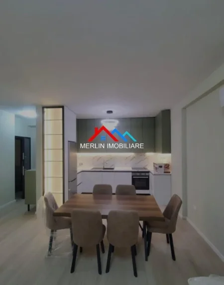 Tirane, jepet me qera apartament 2+1+Ballkon Kati 1, 110 m² 1.200 € (RRUGA HAMDI SINA,LIQENI I THATE)