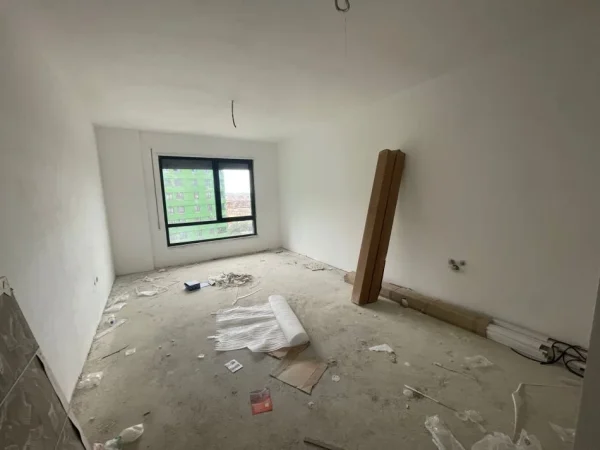 Tirane, shitet apartament 3+1+Ballkon Kati 5, 121 m² 175.000 € (Rruga 5 Maji, Tiranë)