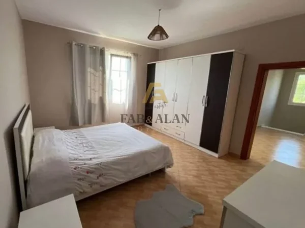 Fushe Kruje, shitet shtepi 2 Katshe , 192 m² 135.000 €