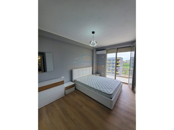 Tirane, jepet me qera apartament 2+1+Ballkon Kati 3, 95 m² 500 € 