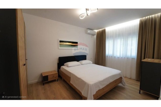 Tirane, jepet me qera apartament 1+1 , 65 m² 650 € (Rruga Ferit Xhajko,)