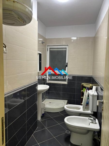 Tirane, jepet me qera apartament 1+1 Kati 5, 63 m² 495 € (RRUGA E DIBRES)