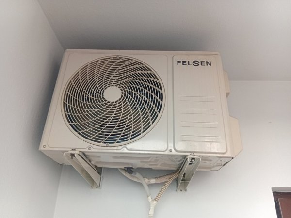 Tirane, shes Kondicioner | Klima Shes kodicioner Felsen 12 btu On Of