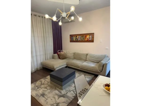Shqiperi, jepet me qera apartament 1+1+Ballkon Kati 2, 75 m² 600 € (LIQENI I THATË)