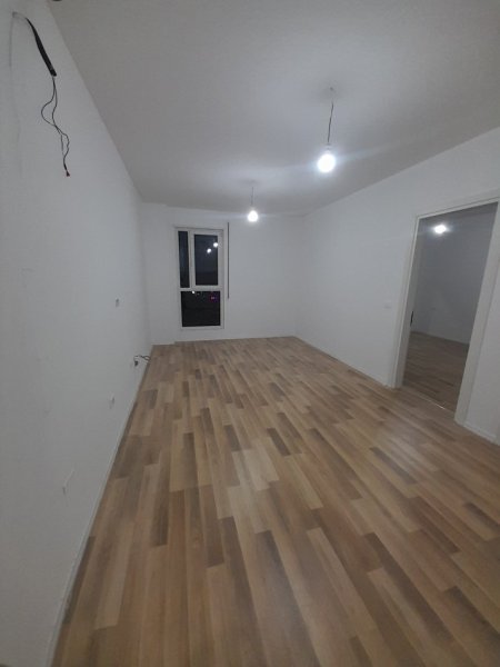 Tirane, jepet me qera apartament 2+1+Ballkon Kati 3, 72 m² 500 € (Pranë Gjykates Administrative, Don Bosko-Laprak, Tiranë)
