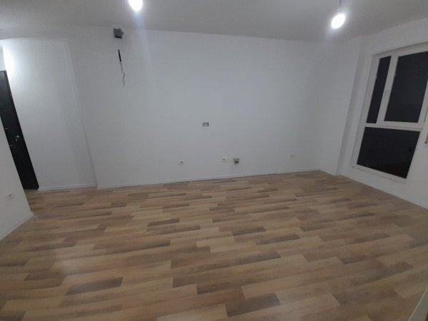 Tirane, jepet me qera apartament 2+1+Ballkon Kati 3, 72 m² 500 € (Pranë Gjykates Administrative, Don Bosko-Laprak, Tiranë)