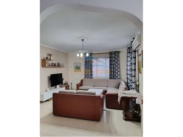 SHITET APARTAMENT 2+1 TEK KODRA E DIELLIT