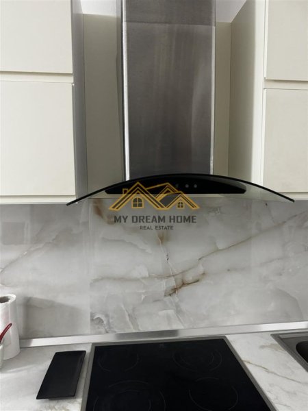 Durres, shitet shtepi 2+1 Kati 2, 200 m² 130.000 € (SPITALI DURRES)