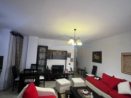 Durres, shitet apartament 1+1 Kati 5, 80 m² 150.000 € 