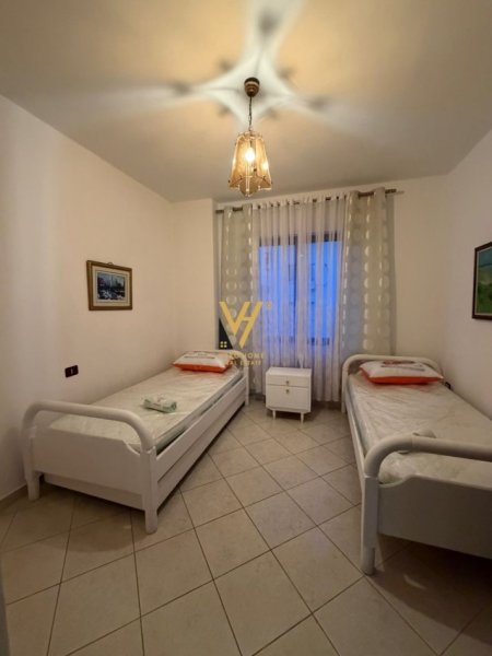 Tirane, jepet me qera apartament 2+1+Ballkon Kati 5, 80 m² 500 € (ASTIR)