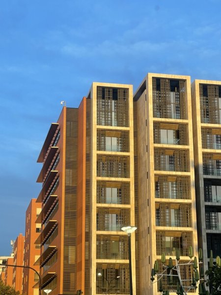 Tirane, jepet me qera ambjent biznesi , 570 m² 8.550 € (Delijorgji)