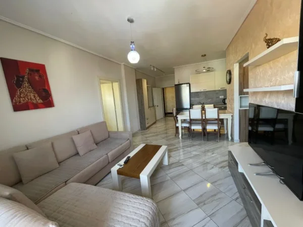 Tirane, jepet me qera apartament 2+1 Kati 9, 100 m² 750 € (Myslym Shyri)