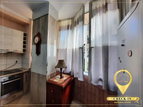 Tirane, shitet apartament 2+1+Aneks+Ballkon Kati 3, 68 m² 145.000 € (Rruga Shkelqim Fusha)