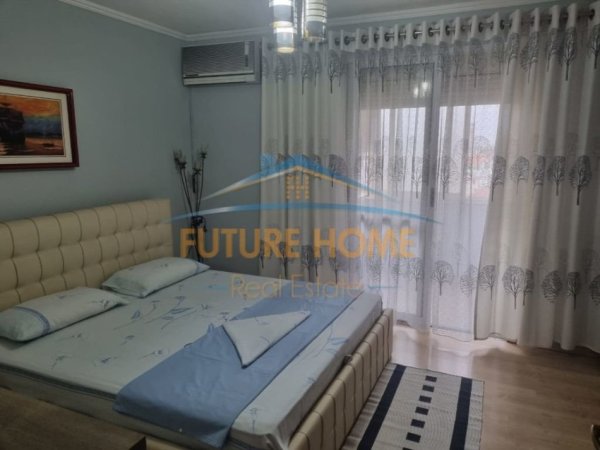 Tirane, jepet me qera apartament 2+1 Kati 7, 102 m² 750 € (Rruga e Barrikades)