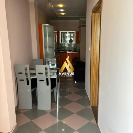 Tirane, jepet me qera apartament 2+1+Aneks Kati 8, 95 m² 780 € (Rruga Nikolla Tupe)