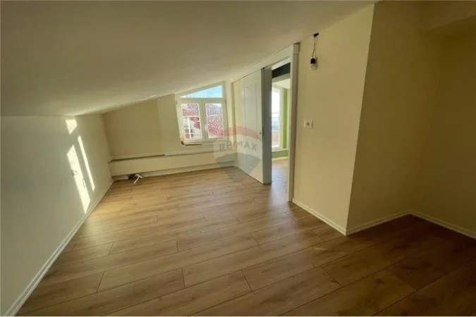 Tirane, shitet apartament duplex 3+1 Kati 5, 150 m² 190.000 € (Rruga e dajtit Rruga e Thesarit, Tiranë (ID: 530361014-208)