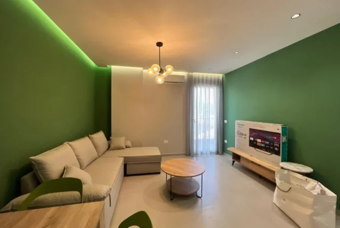 Tirane, jepet me qera apartament 2+1+Ballkon Kati 2, 95 m² 750 € (Rruga don Bosko)