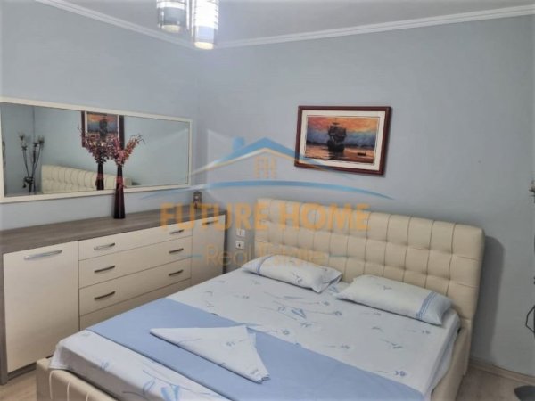 Qera, Apartament 2+1, Rruga e Barrikadave 750 €