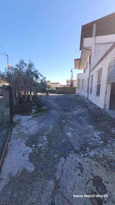 Kavaje, shitet shtepi 3+1+Aneks+Ballkon Kati 2, 878 m² 300.000 € (Kavaje)