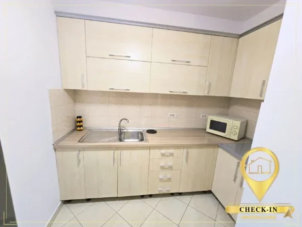 Tirane, jepet me qera apartament 1+1+Aneks+Ballkon Kati 5, 70 m² 520 € (Kompleksi Grand)
