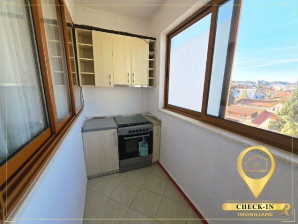 Tirane, jepet me qera apartament 1+1+Aneks+Ballkon Kati 5, 70 m² 520 € (Kompleksi Grand)