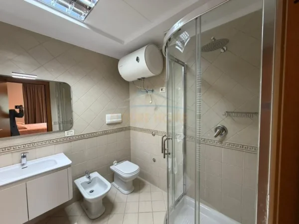 Tirane, jepet me qera apartament 2+1+2 Kati 6, 113 m² 1.500 € (Galeria ETC)