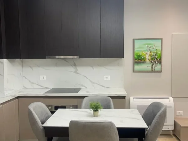Tirane, jepet me qera apartament 1+1+Ballkon Kati 3, 70 m² 850 € (Rr. Liman Kaba te Parku Olimpik)