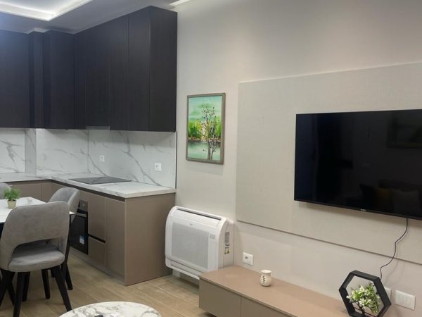 Tirane, jepet me qera apartament 1+1+Ballkon Kati 3, 70 m² 850 € (Rr. Liman Kaba te Parku Olimpik)