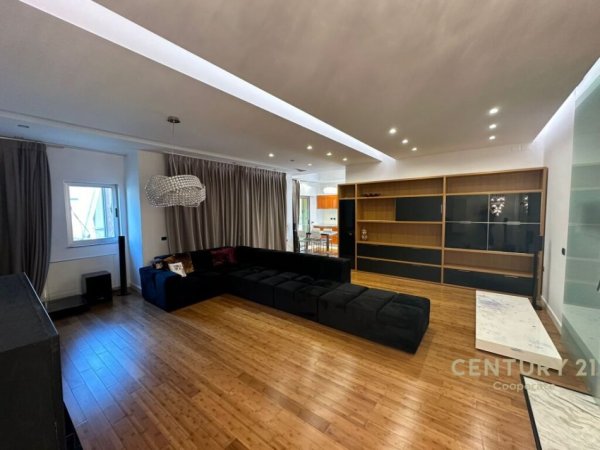 Tirane, shitet 3+1+Aneks+Ballkon Kati 2, 175 m² 400.000 € (Liqeni i Thate)