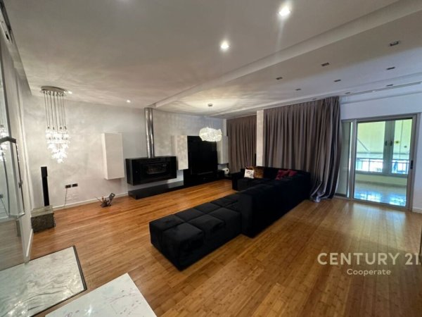 Tirane, shitet 3+1+Aneks+Ballkon Kati 2, 175 m² 400.000 € (Liqeni i Thate)