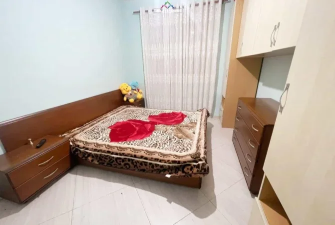 Tirane, jepet me qera apartament 2+1 Kati 6, 90 m² 450 € (Rruga Shefqet Kuka)