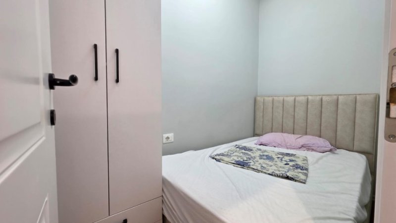Vlore, shitet apartament 1+1 Kati 9, 78 m² 115.000 € (Bulevardi Kryesor, Vlorë)