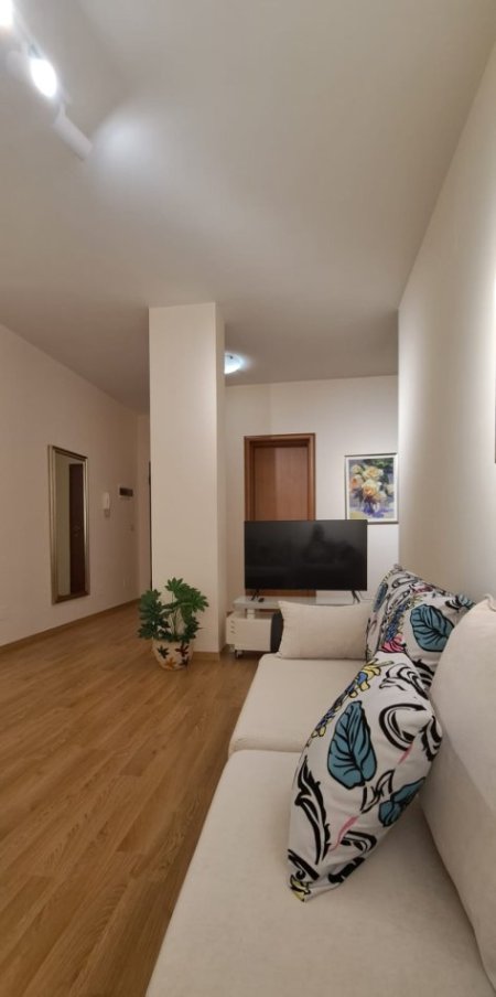 Tirane, jepet me qera apartament 2+1+Ballkon Kati 3, 110 m² 830 € (Kopshti Zoologjik)