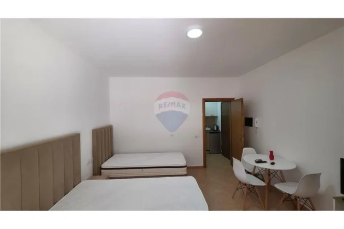 Vlore - Lungomare, shitet garsonier 1+1 Kati 1, 61 m² 73.000 € (Ujë i Ftohtë Lungo Mare, Vlorë)