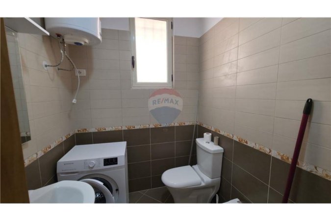 Vlore - Lungomare, shitet garsonier 1+1 Kati 1, 61 m² 73.000 € (Ujë i Ftohtë Lungo Mare, Vlorë)