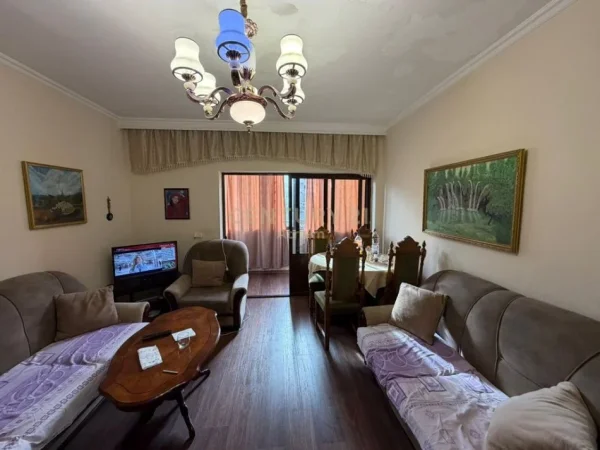 Tirane, shitet apartament Kati 2, 74 m² 160.000 € 