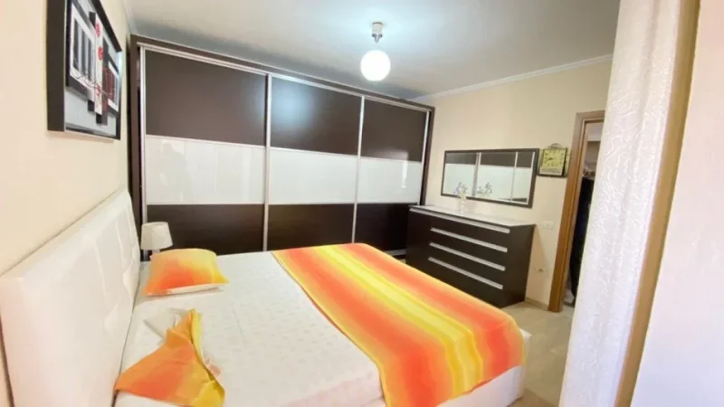 Tirane, jepet me qera apartament 2+1+Ballkon Kati 7, 100 m² 750 € 