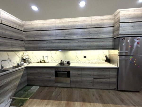 Tirane, shitet 2+1 , 100 m² 350.000 € (Komuna e Parisit)