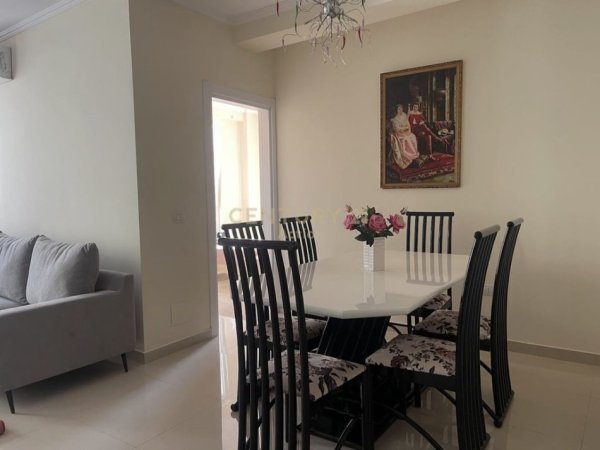 Tirane, jepet me qera apartament 1+1 Kati 4, 70 m² 750 € (Shkolla e Baletit)