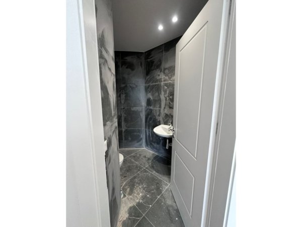 Tirane, shitet apartament 2+1 Kati 5, 129 m² 486.000 € (Lake View Residence)