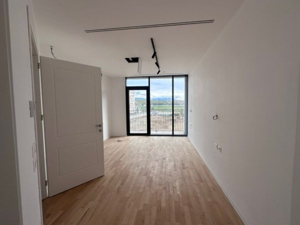 Tirane, shitet apartament 2+1 Kati 5, 129 m² 486.000 € (Lake View Residence)