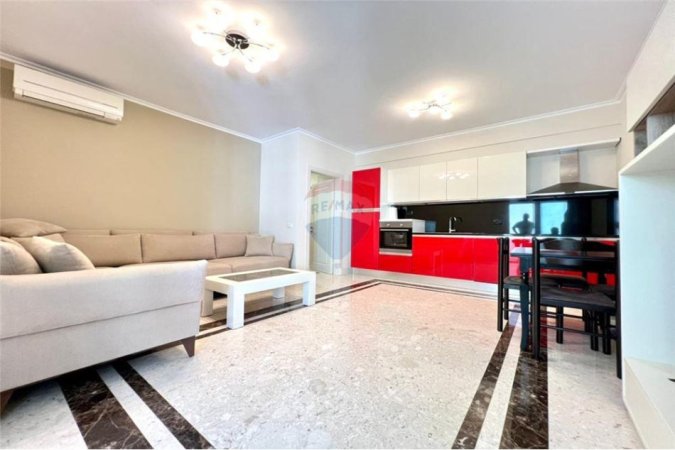 Vlore - Lungomare, jepet me qera 1+1 , 74 m² 450 € (Rruga Dhimitër Konomi, Lungo Mare, Vlorë)